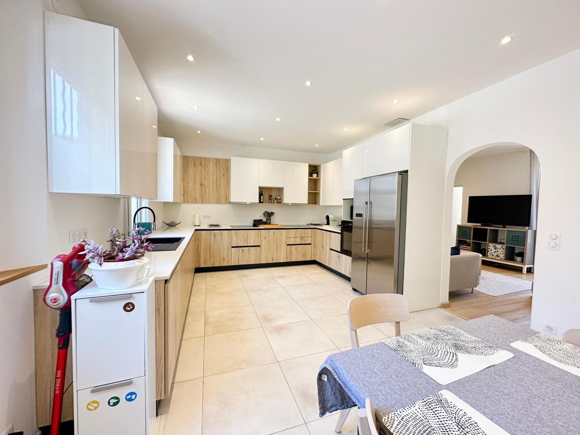 Maison de Ville de 6 Chambres tout confort Inclus à Cannes Extérieur photo